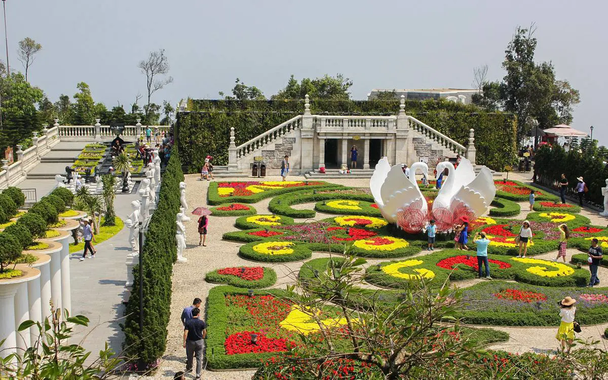 ДАНАНГ BA NA HILLS