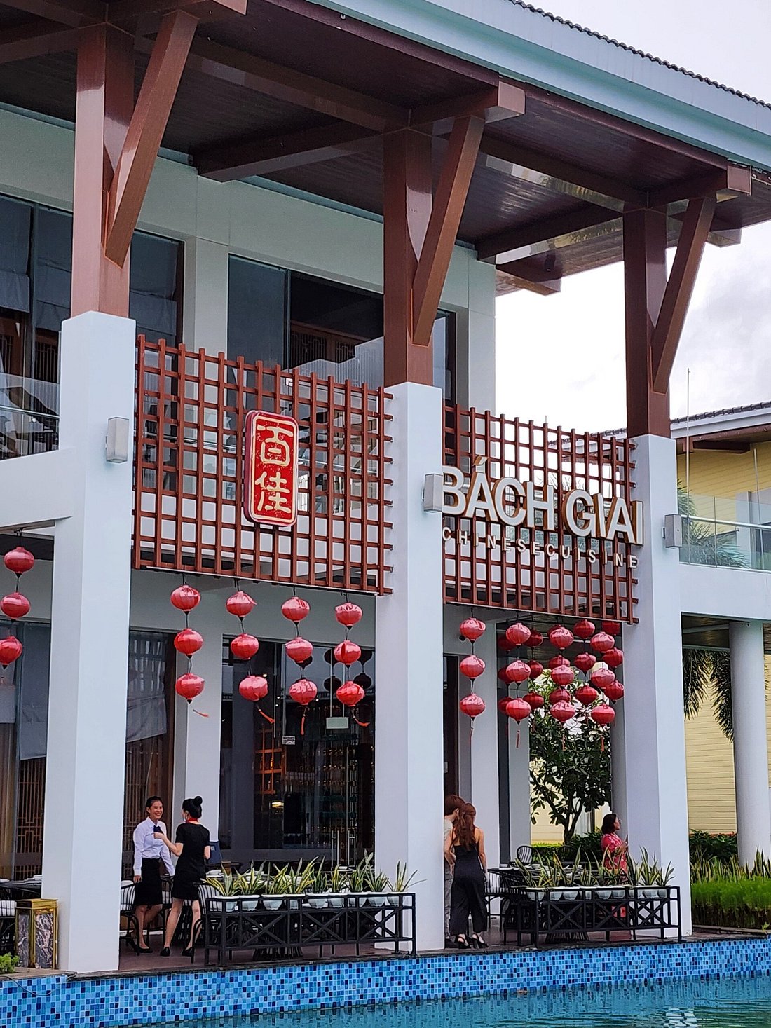 Bách Restaurant