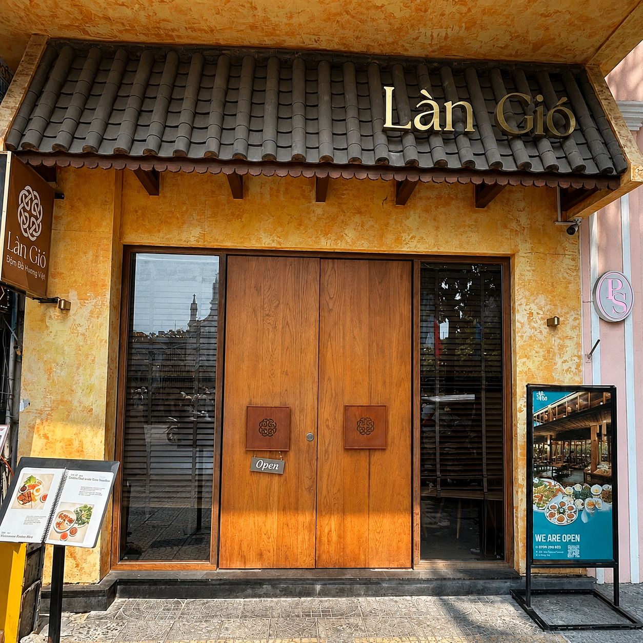 Nhà hàng Làn Gió