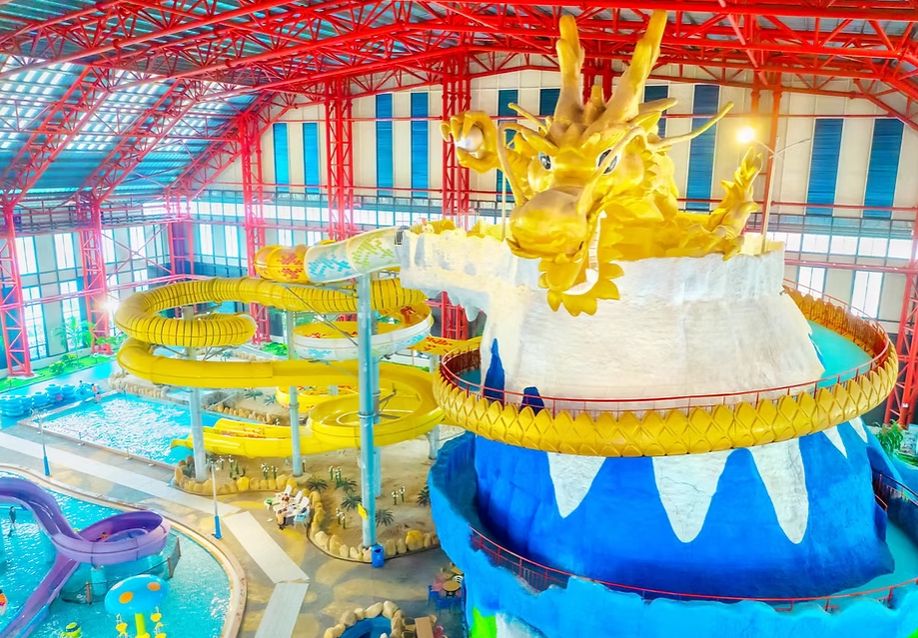 Mikazuki Water Park 365